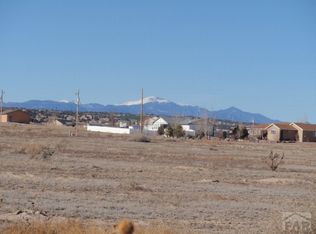 515 E Fredonia Dr, Pueblo West, CO 81007