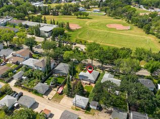 9457 79th St NW, Edmonton, AB T6C 2R8