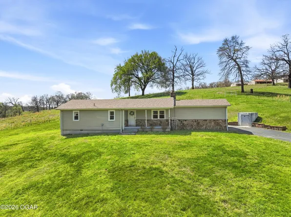 577 McNatt Rd, Neosho, MO 64850