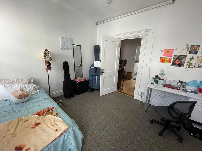 50 Charlesgate E #195 — Photo 3