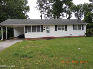 1118 Clifton Rd, Jacksonville, NC 28540