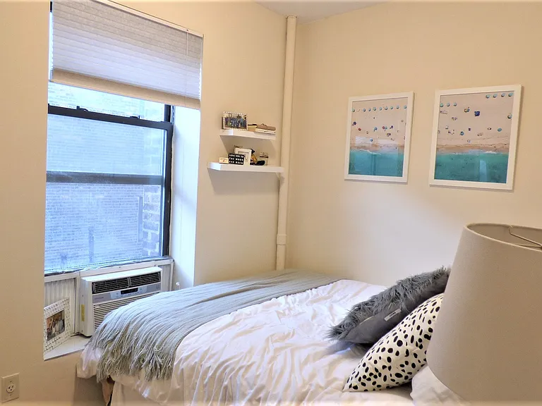 26 Leroy St #16 — Photo 9