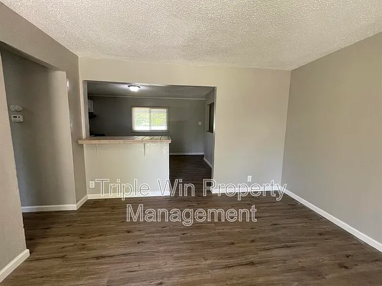 2415 Stoney End Ct — Photo 15
