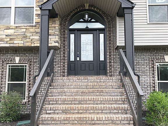 2nd image of 129 Duchess Ct Lot 18