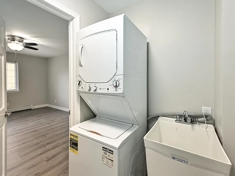 In-Unit Landry
