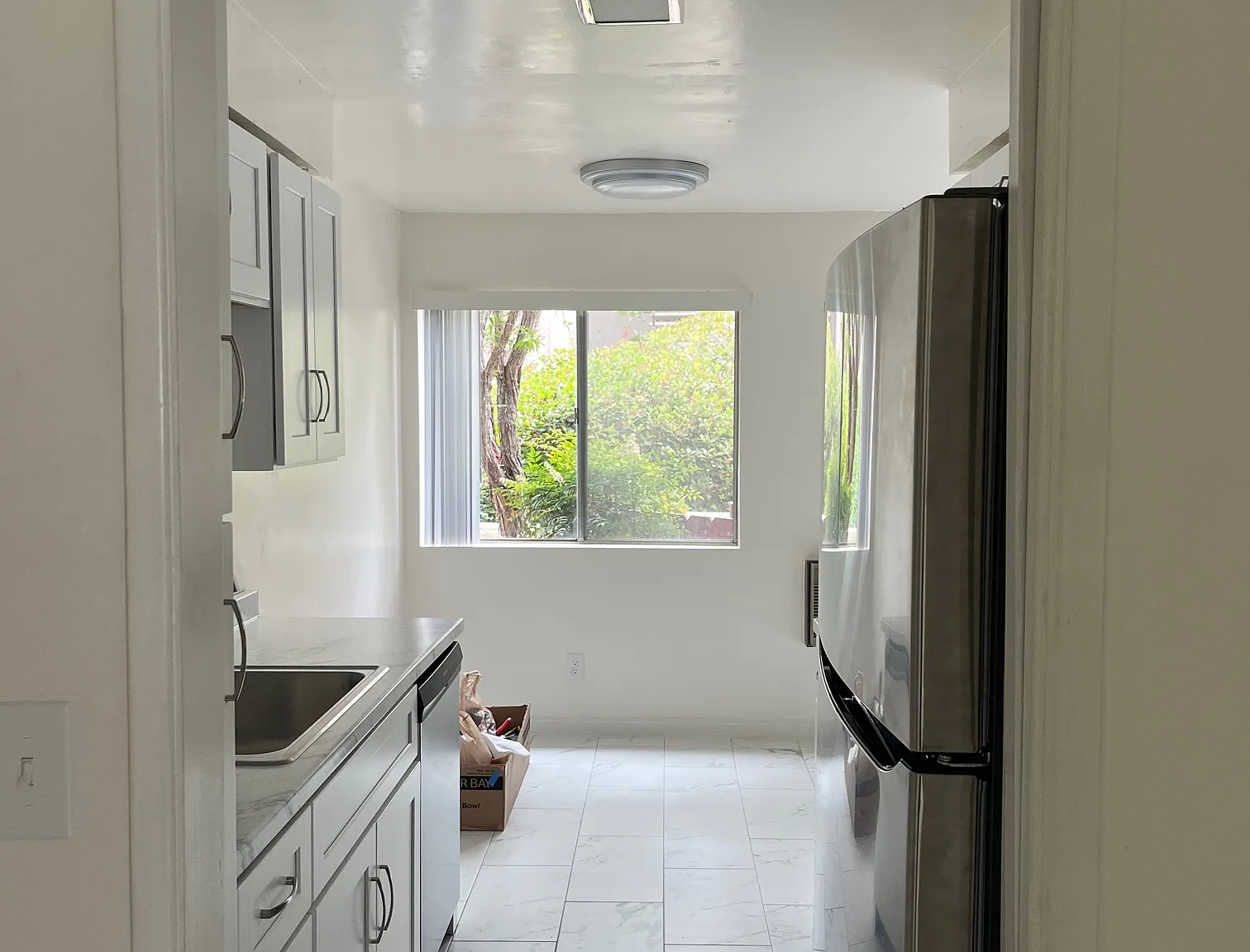 1 bed, 650 sqft, $2,100 — Photo 3