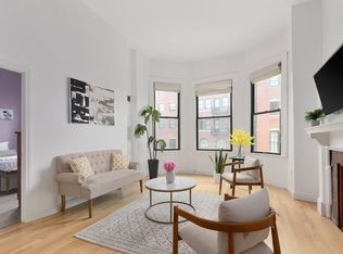 10 Charlesgate E APT 304, Boston, MA 02215