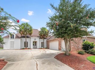 37512 Provence Pointe Ave, Prairieville, LA 70769