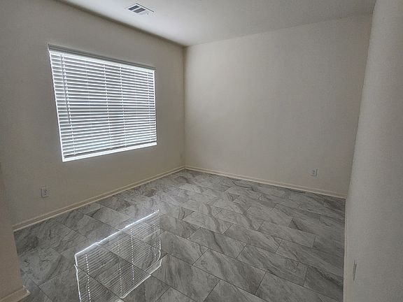 2nd image of 5022 Highland Crest Dr