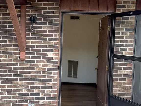 2nd image of 3705 Randall Dr #C