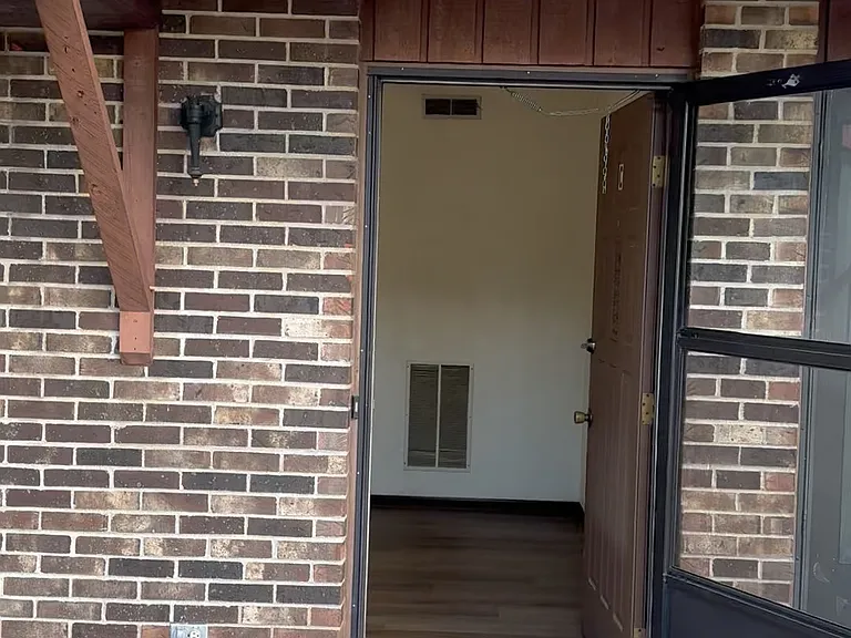 3705 Randall Dr #C — Photo 2