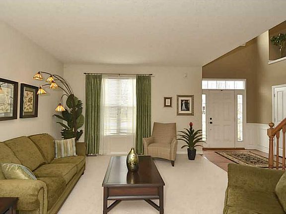 4th image of 6825 Woodhaven Pl