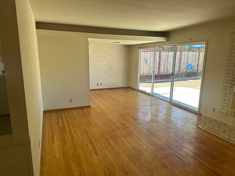 795 Blanchard Way — Photo 2