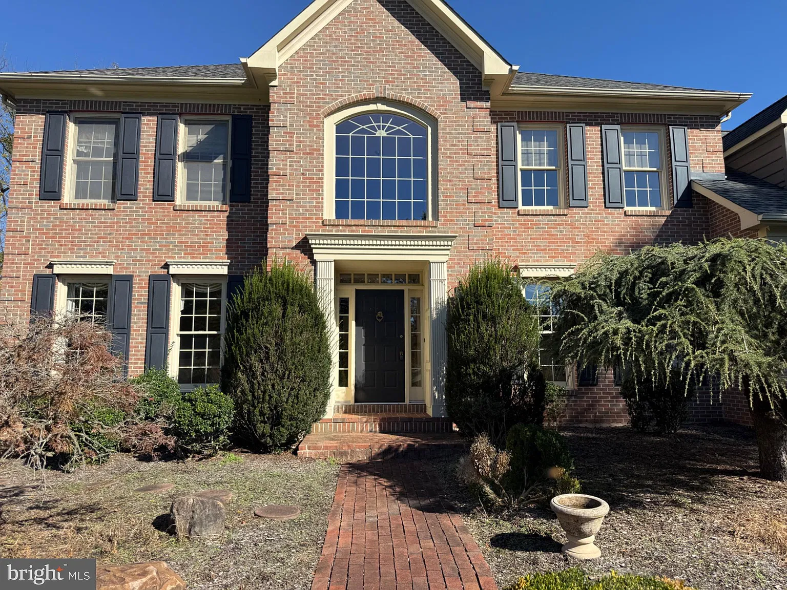 4 bed, 3.5 bath, 3985 sqft, $5,500 — Photo 4