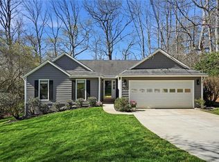 804 Riverstone Ln, Woodstock, GA 30188