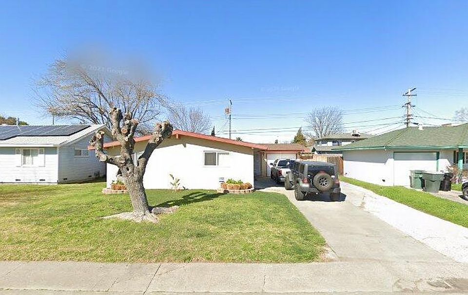 1st image of 3661 Plymouth Dr