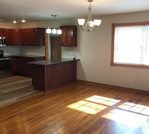 4th image of 174 Newton Ave