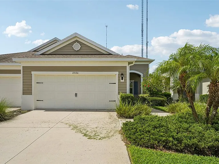 13524 Circa Crossing Dr — Photo 1