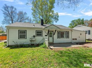 3515 Ivanhoe Dr, Springfield, IL 62703