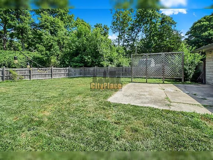 3 bed, 2.0 bath, 1260 sqft, $1,950 — Photo 4