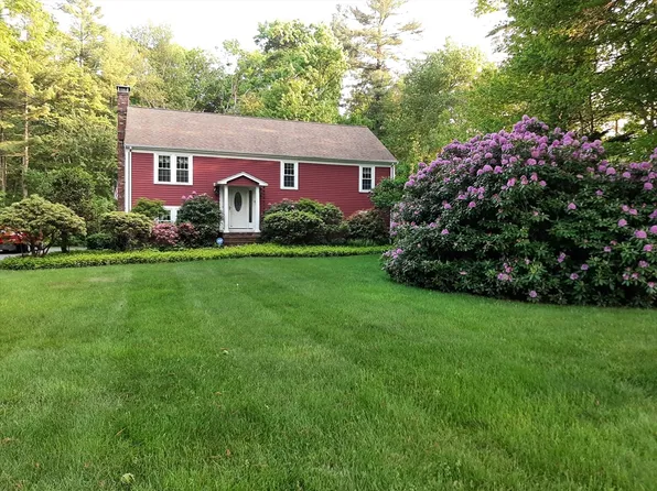 80 Fox Hill Dr, Bridgewater, MA 02324