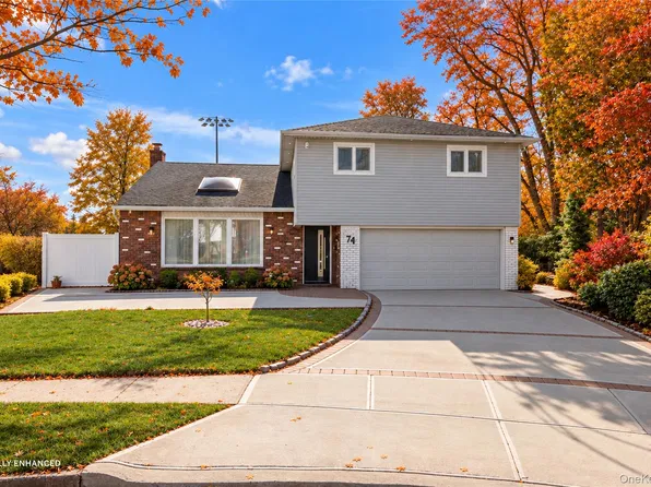 74 Newport Drive, Hewlett, NY 11557