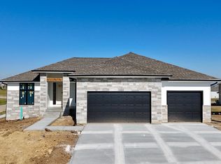 10316 Sherman St, Papillion, NE 68046