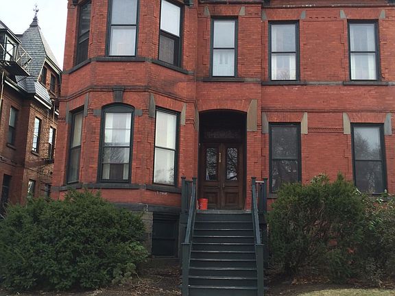 5th image of 718 Madison Ave