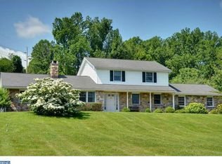 15 Red Rock Ln, Chester Springs, PA 19425