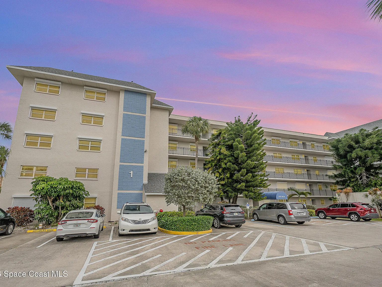 3 bed, 2.0 bath, 1572 sqft, $2,750 — Photo 1