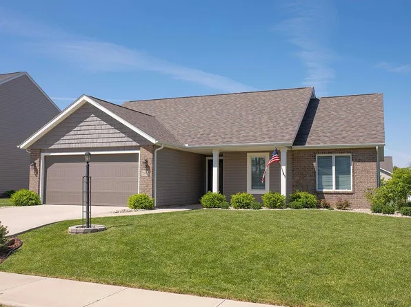 2105 Lindenwood Ave, Warsaw, IN 46580