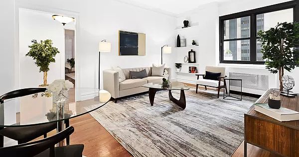 1st image of 57 W 58th St #H9