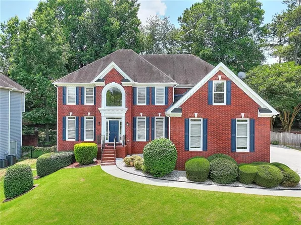 1252 Braeburn Dr, Lawrenceville, GA 30044