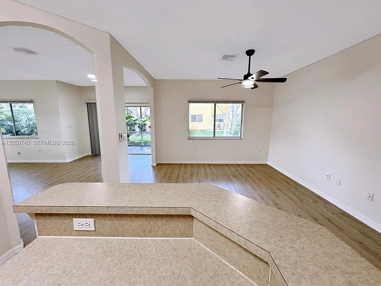 10341 SW 18th St — Photo 11