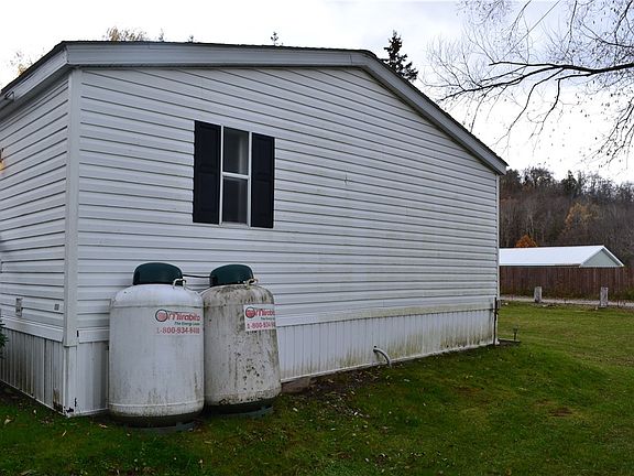 5th image of 144 Bonnie Brook Rd