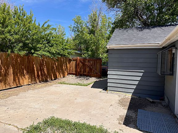 2nd image of 204 Treasure Ave