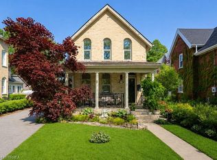 11 Chestnut Ave, Brantford, ON N3T4B9