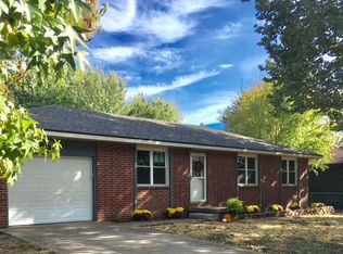206 S Pinewood Ave, Republic, MO 65738