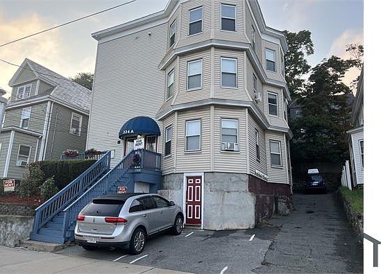 5th image of 334A Western Ave