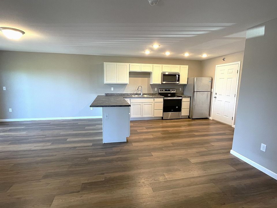1st image of 750 E Front St APT 302