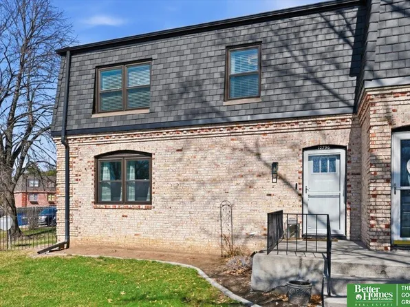 12796 Deauville Dr #1-325, Omaha, NE 68137