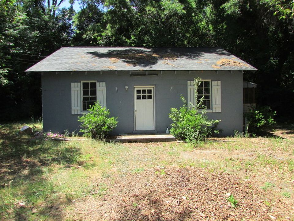 1st image of 26 Burgess Ct