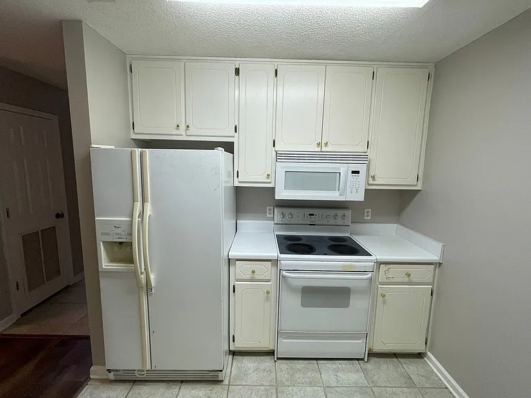 159 Commons Dr — Photo 14