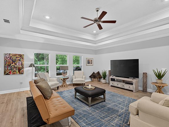 5th image of 75 Krewe Cir