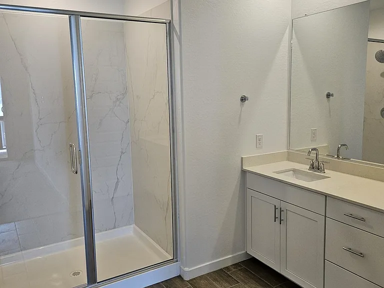 3357 S Primrose Ave — Photo 25