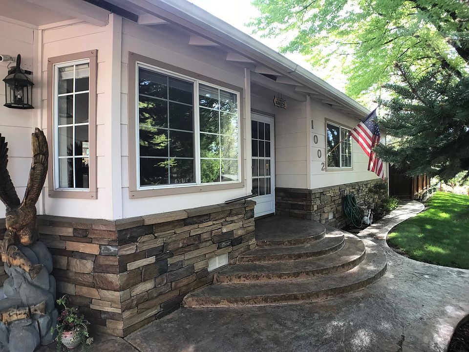 1st image of 1002 Terrace Dr