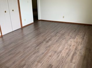 210 3rd St NE, Mandan, ND 58554