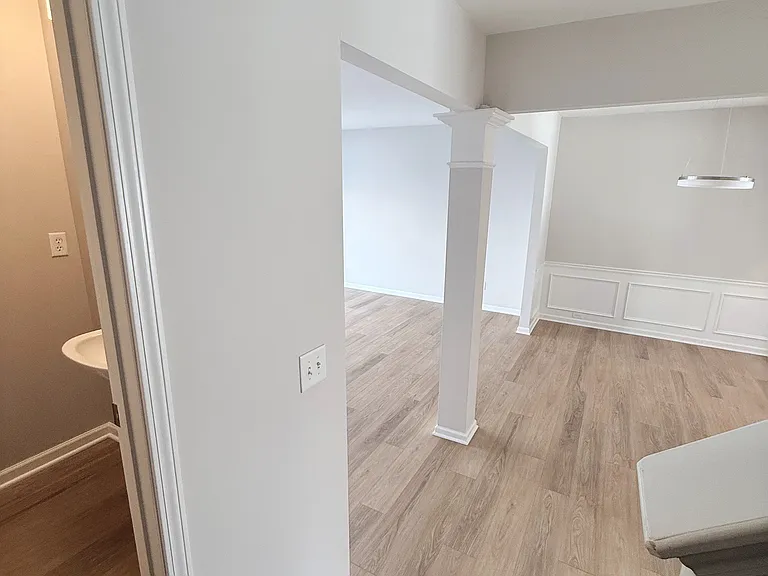 Great natural light in the main living room and dining room area.