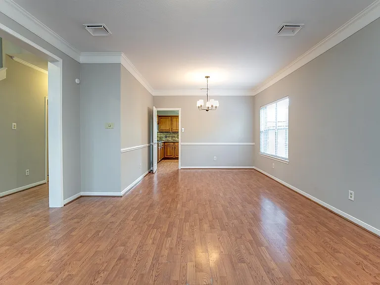 2710 Double Lake Dr — Photo 8