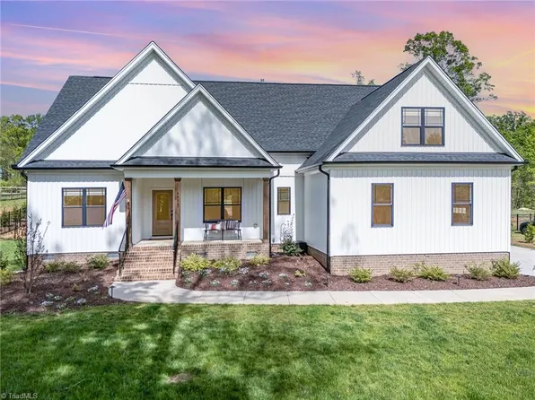 6844 Lake Brandt Rd, Summerfield, NC 27358